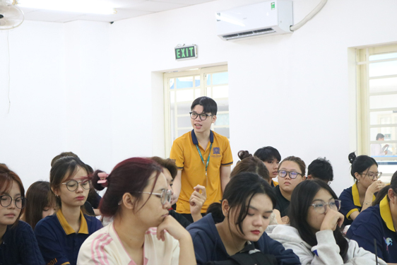 Quang Minh luôn có thái độ tích cực, chủ động trong học tập