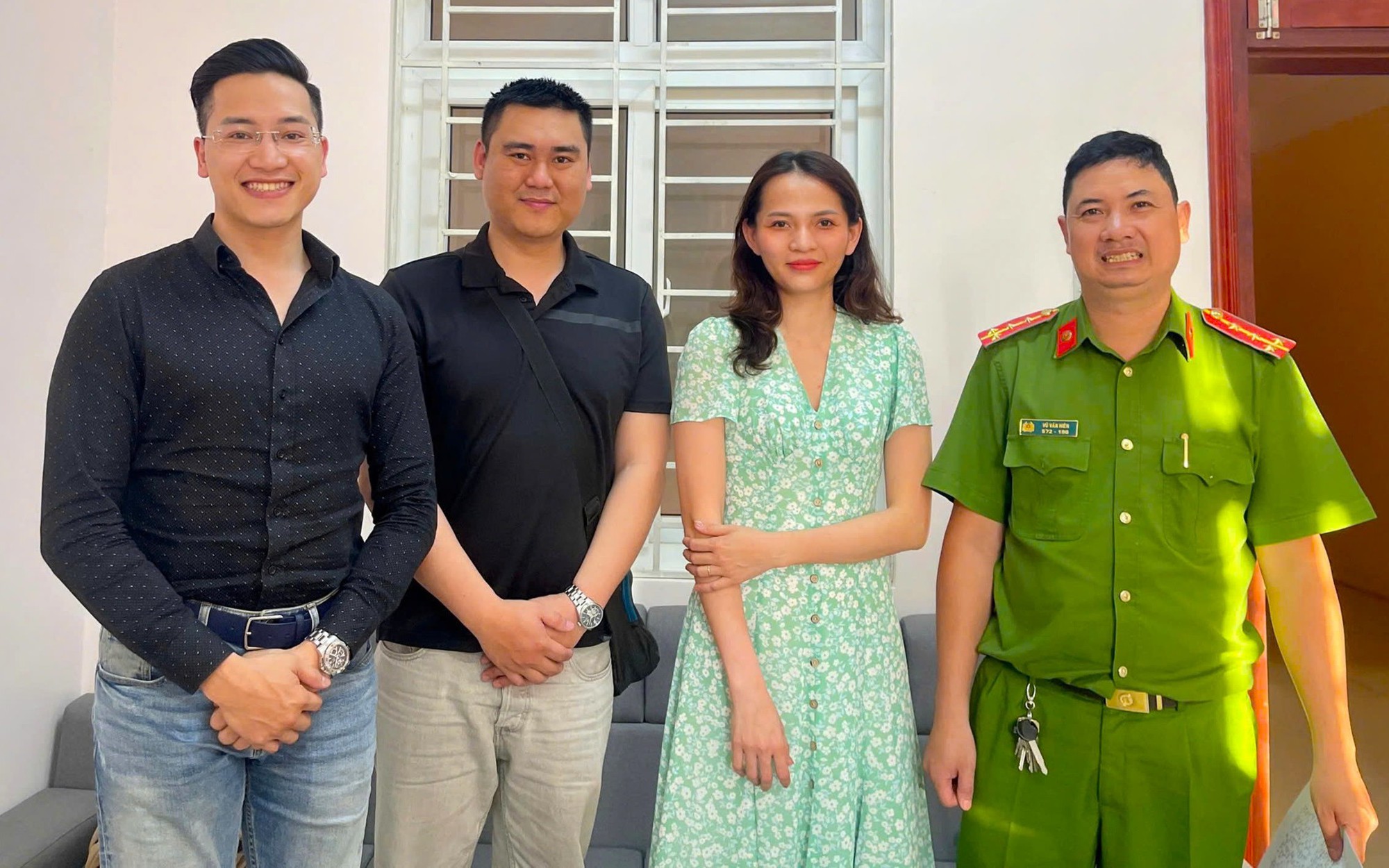 Tài khoản bỗng dưng nhận được 3,5 tỉ đồng, người phụ nữ vội báo công an