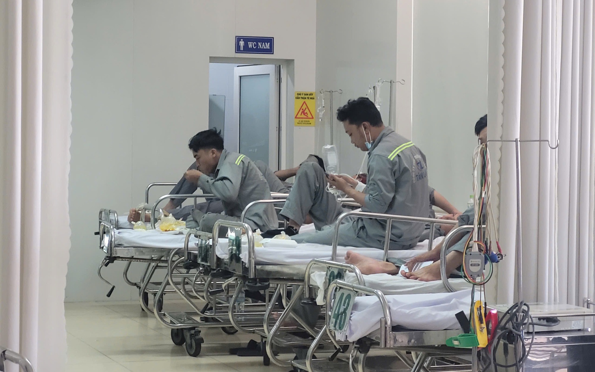 Bà Rịa - Vũng Tàu: Cấp cứu 31 người nghi ngộ độc khí