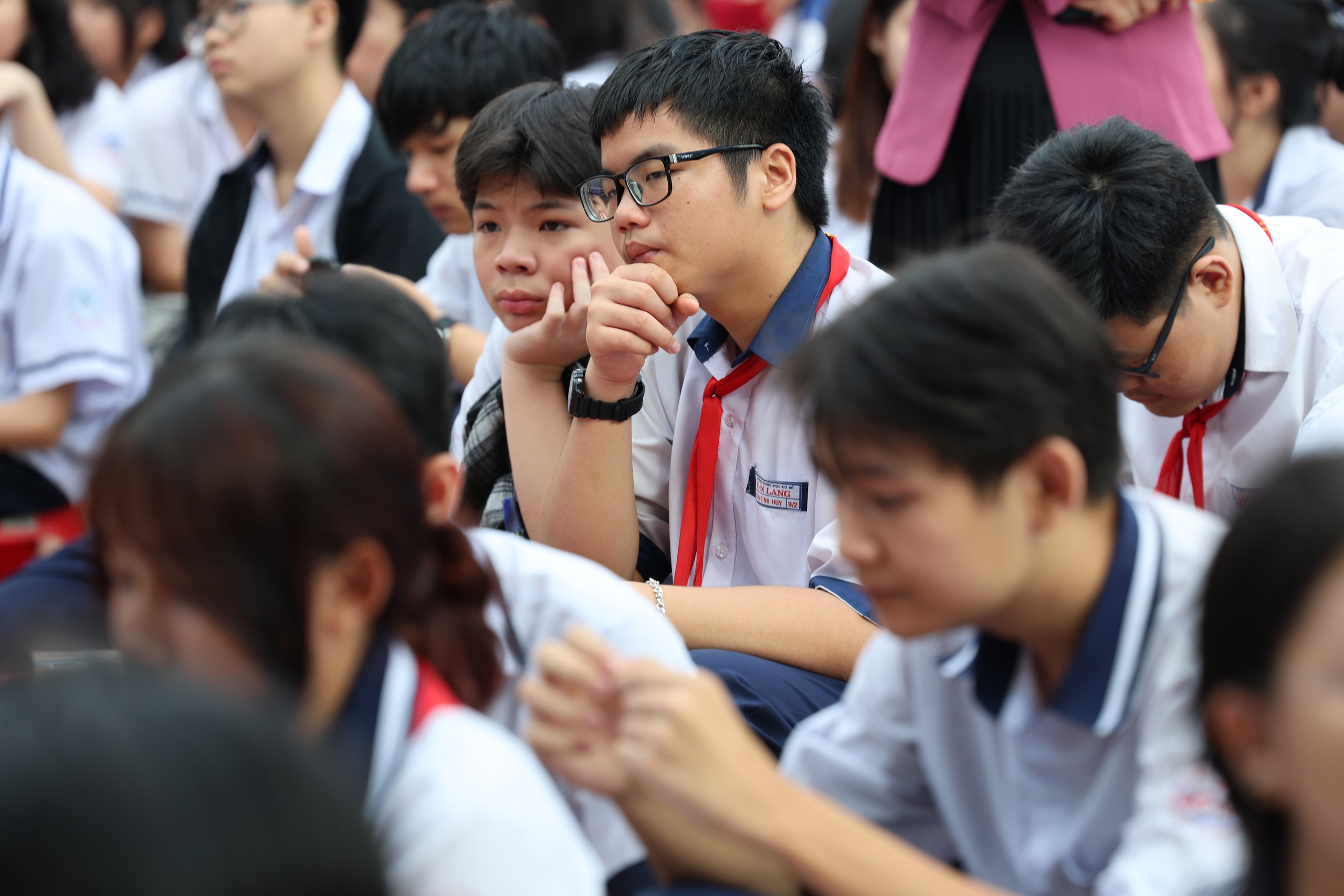 Phụ huynh vẫn "mắc kẹt" giữa ma trận th&ocirc;ng tin- Ảnh 9.