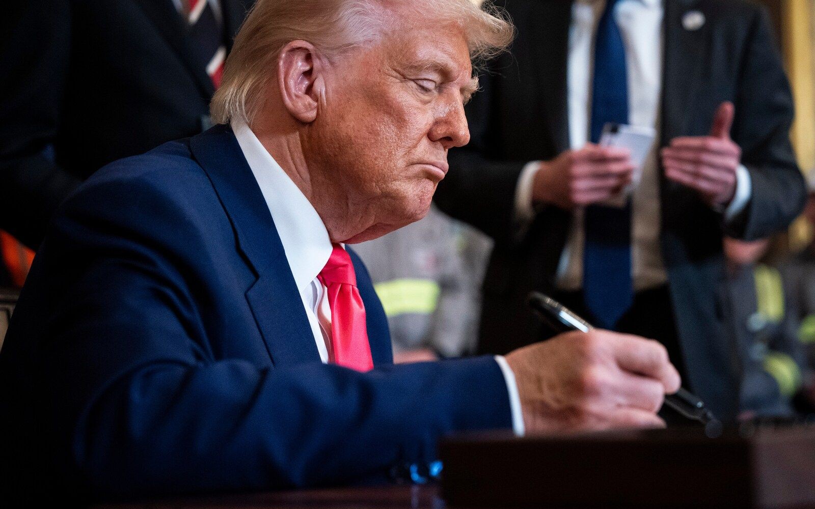 Nhiệm vụ không tưởng của chính quyền Tổng thống Donald Trump?