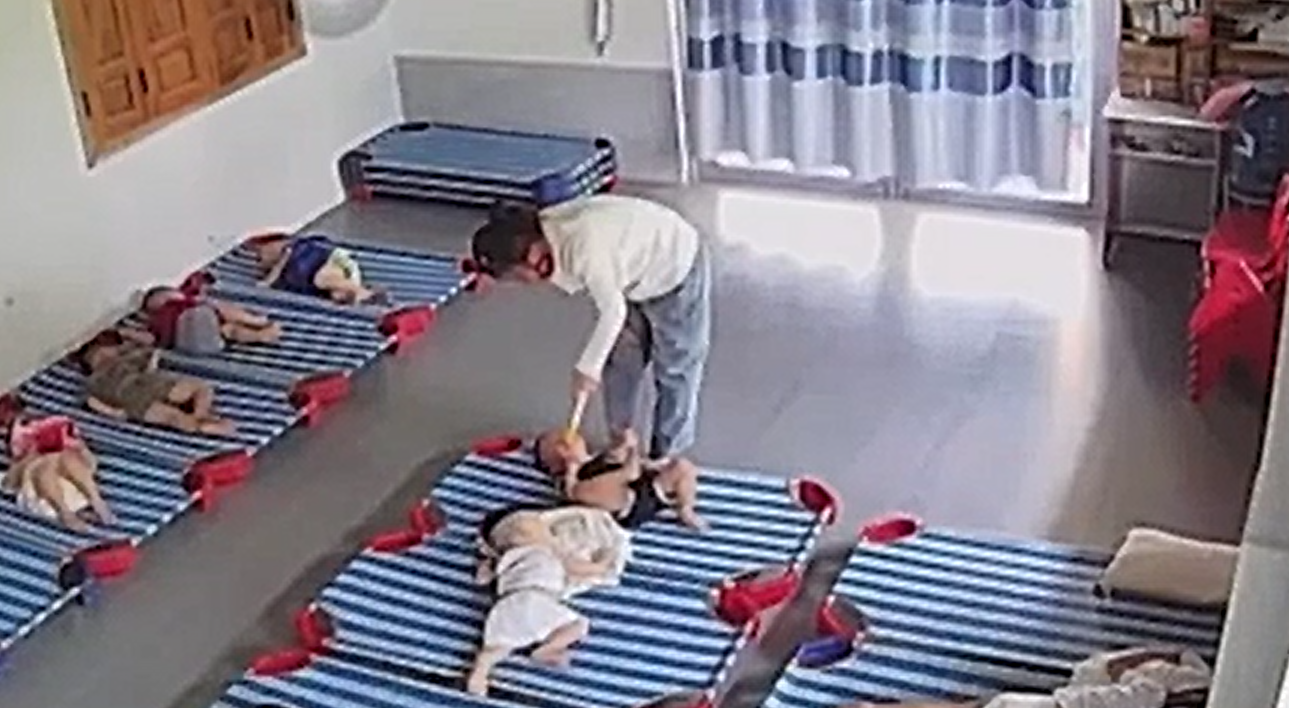 Nữ giáo viên đánh trẻ dã man: Kết quả điều tra ban đầu từ Công an Quảng Nam- Ảnh 4.
