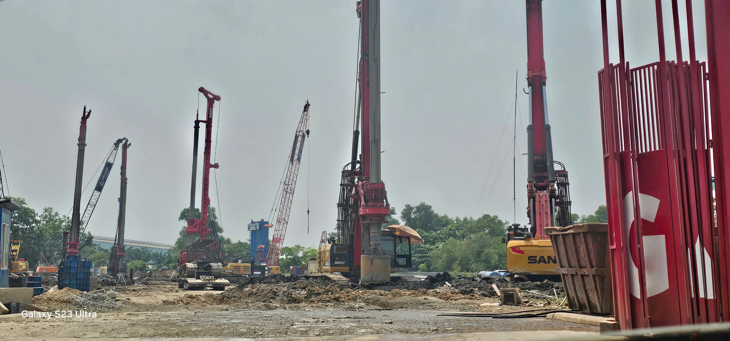 Một người bị tai nạn lao động tử vong tại dự án bất động sản ở Bình Dương- Ảnh 1.