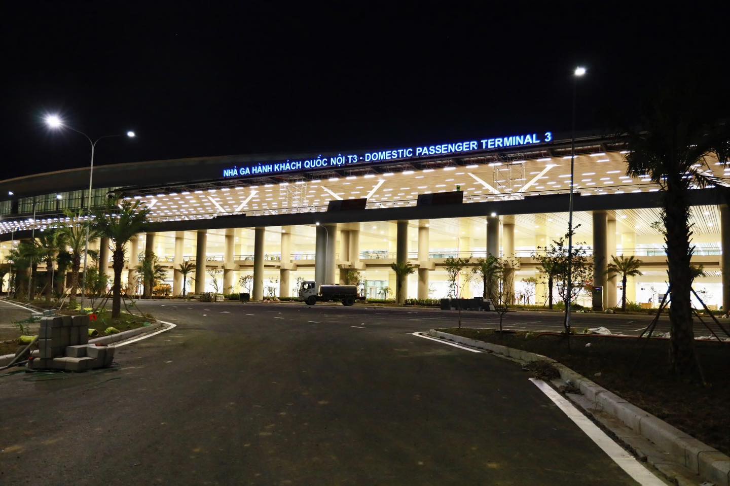 Nh&agrave; ga T3 T&acirc;n Sơn Nhất đ&oacute;n những chuyến bay đầu ti&ecirc;n ng&agrave;y 17-4- Ảnh 7.