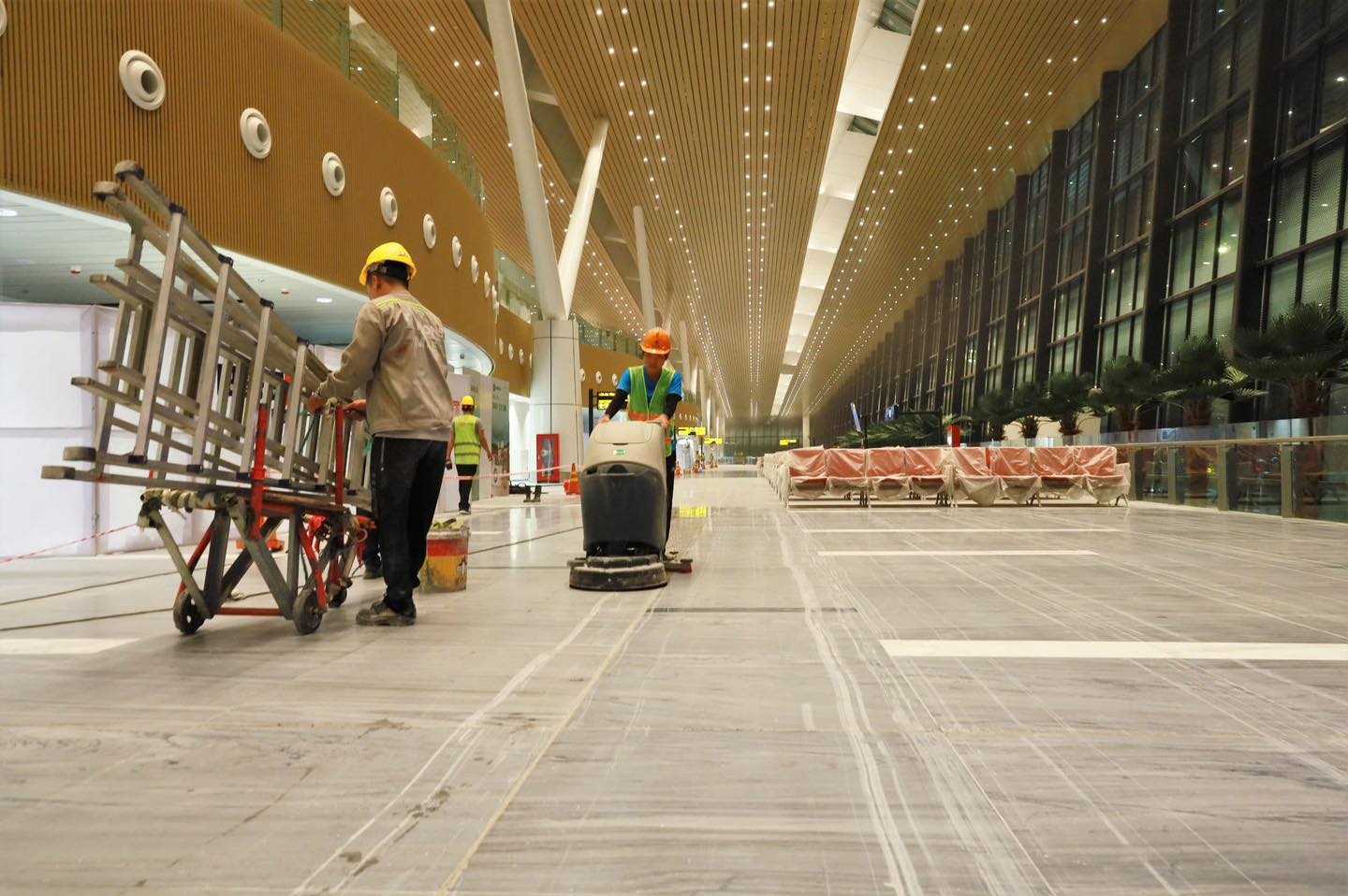 Nh&agrave; ga T3 T&acirc;n Sơn Nhất đ&oacute;n những chuyến bay đầu ti&ecirc;n ng&agrave;y 17-4- Ảnh 13.