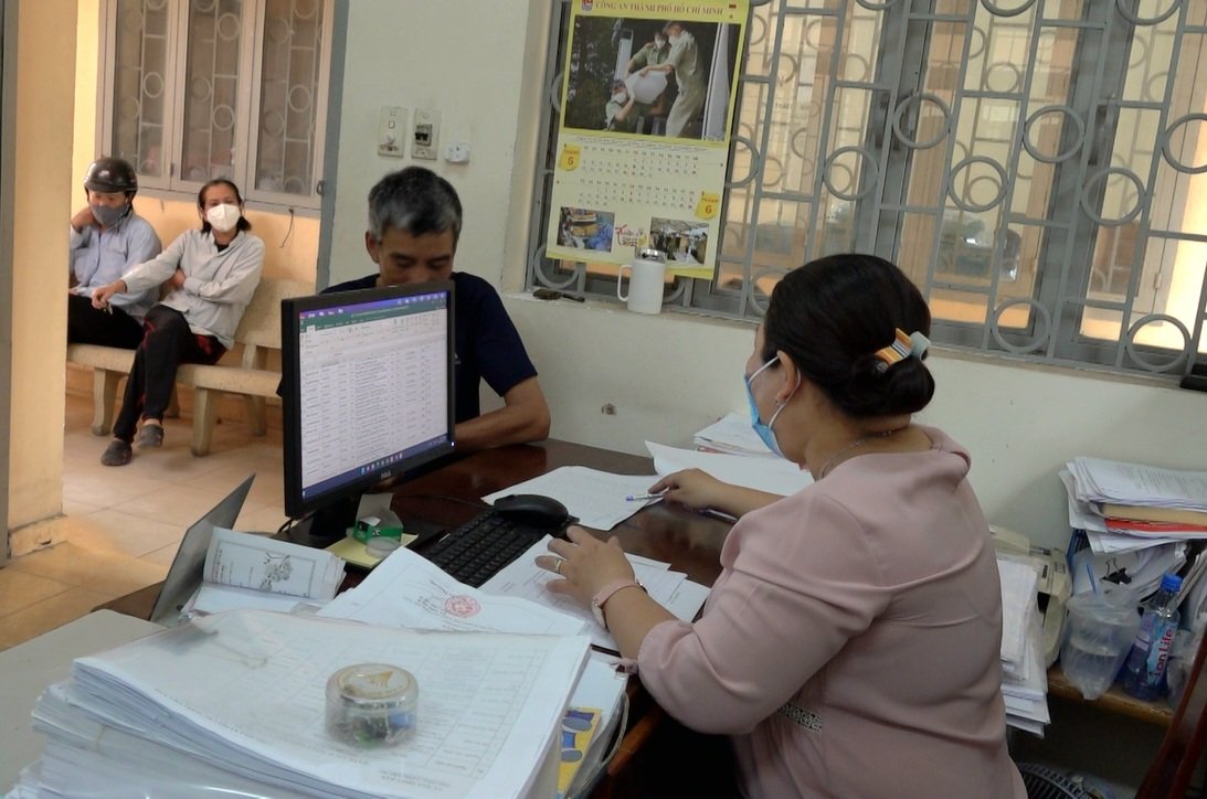 Người lao động cần đổi mới tư duy, có thái độ làm việc tích cực để tăng năng suất. Ảnh: HỒNG ĐÀO