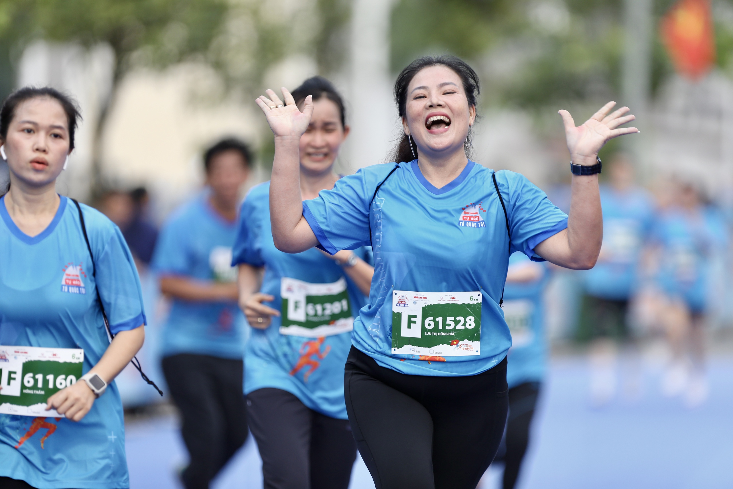 Những h&igrave;nh ảnh ấn tượng tr&ecirc;n đường chạy "Tự h&agrave;o Tổ quốc t&ocirc;i" lần 2- Ảnh 27.
