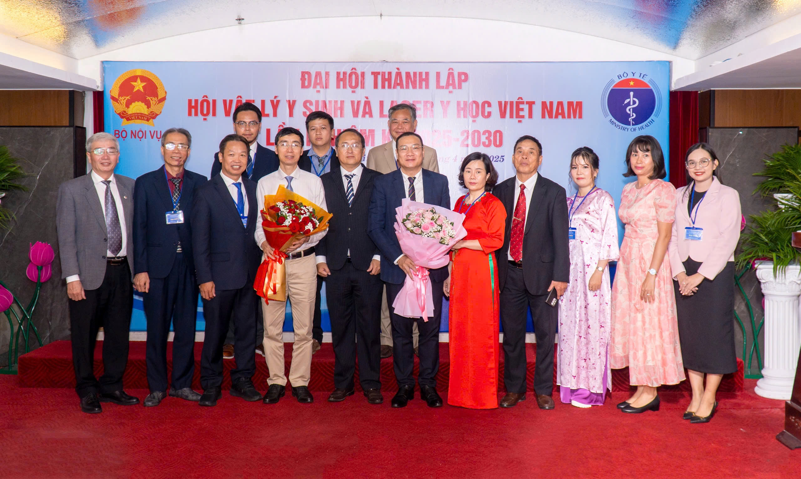 Th&agrave;nh lập Hội Vật l&yacute; y sinh v&agrave; Laser y học Việt Nam- Ảnh 1.
