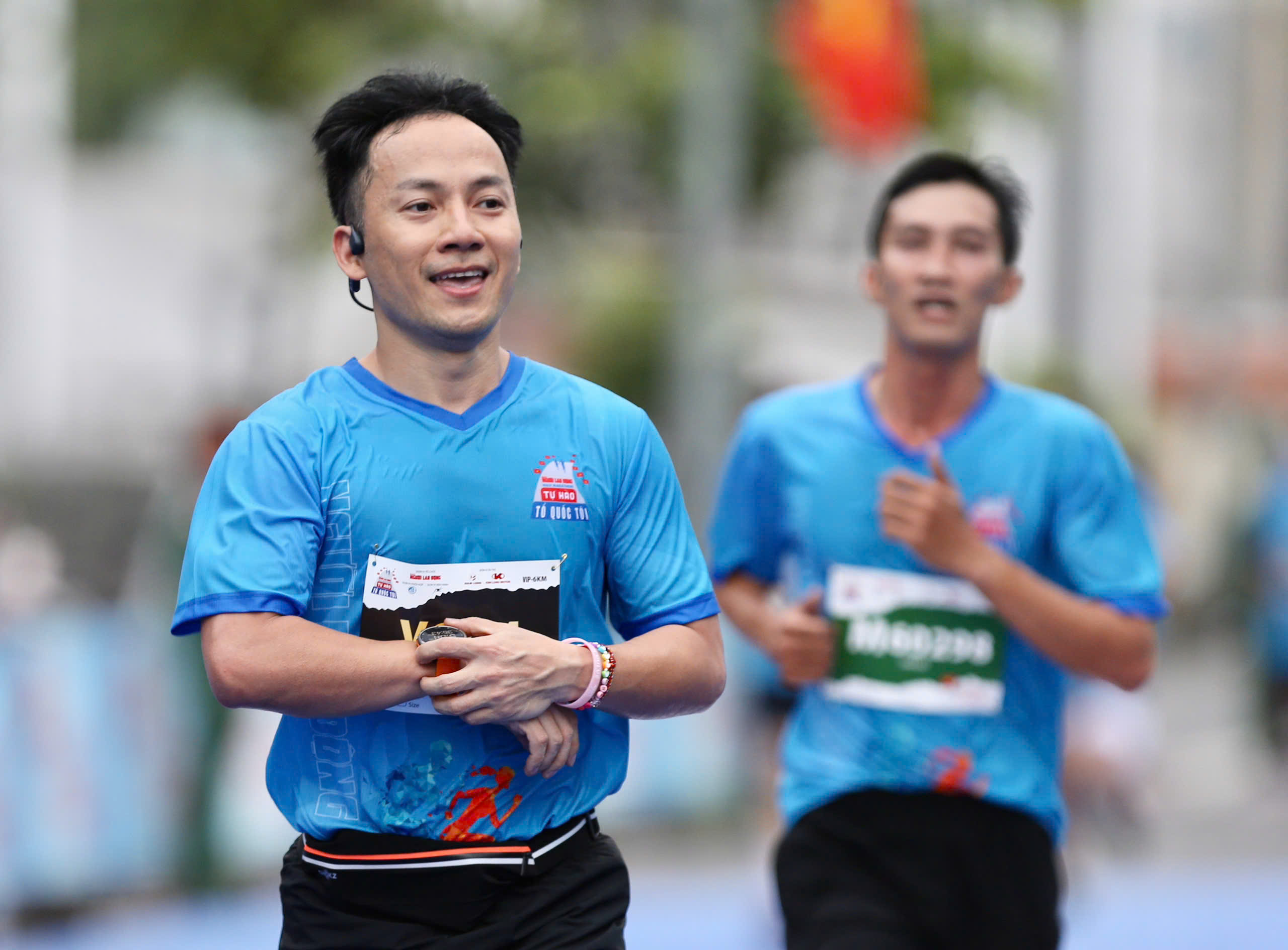 S.T Sơn Thạch, V&otilde; Minh L&acirc;m, Tiến Đạt khuấy động giải half marathon "Tự h&agrave;o Tổ quốc t&ocirc;i" 2025- Ảnh 11.