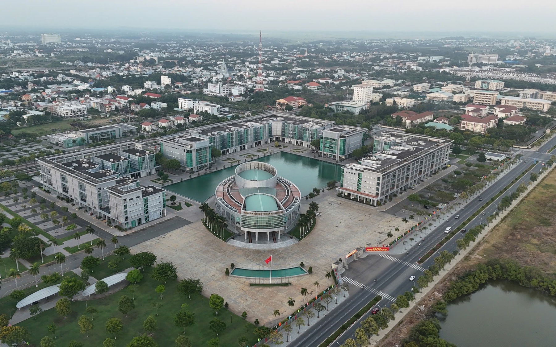 Bà Rịa - Vũng Tàu: Khảo sát ý kiến cán bộ, công chức về việc sắp xếp đơn vị hành chính