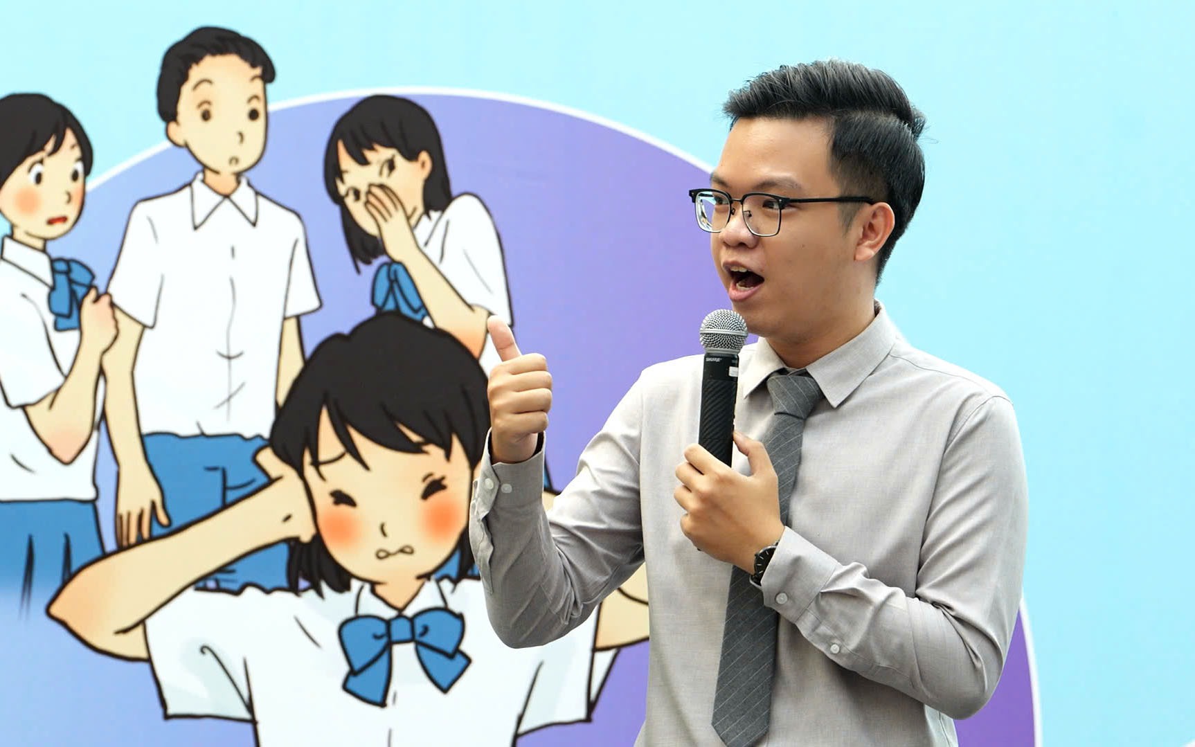 Con đánh, xúc phạm bạn, phụ huynh vẫn nghĩ "con tôi ở nhà ngoan lắm"