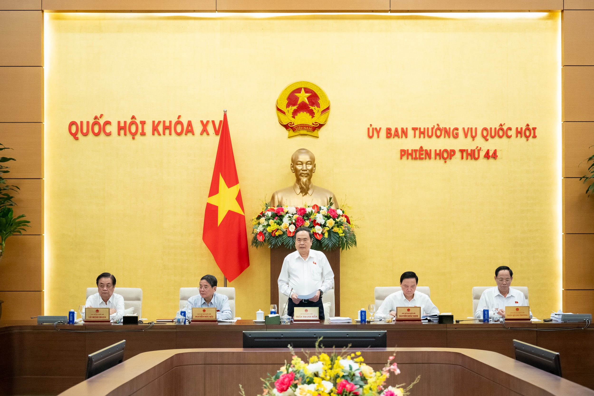 Khai mạc Phiên họp thứ 44 của Ủy ban Thường vụ Quốc hội- Ảnh 1.