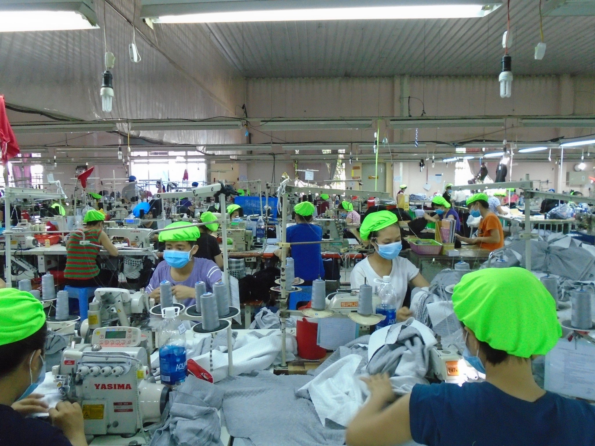 Lao động khu vực ngoài nhà nước có được nghỉ lễ 30-4 và 1-5 kéo dài 5 ngày?- Ảnh 1.