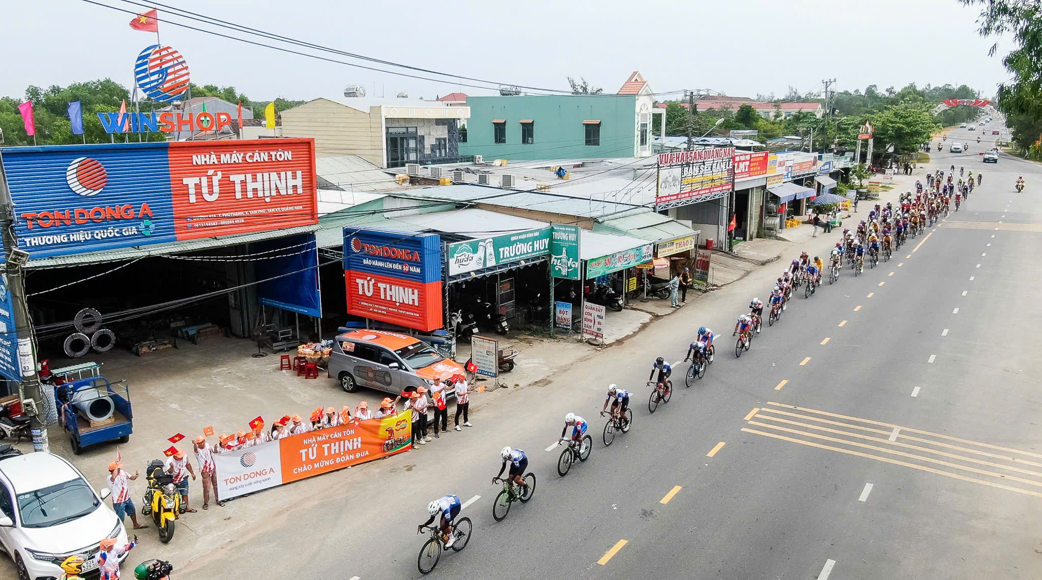 Chặng 11 Cúp truyền hình HTV-Tôn Đông Á 2025: Văn Bình tiếp tục bám sát Nick Kergozou- Ảnh 4.