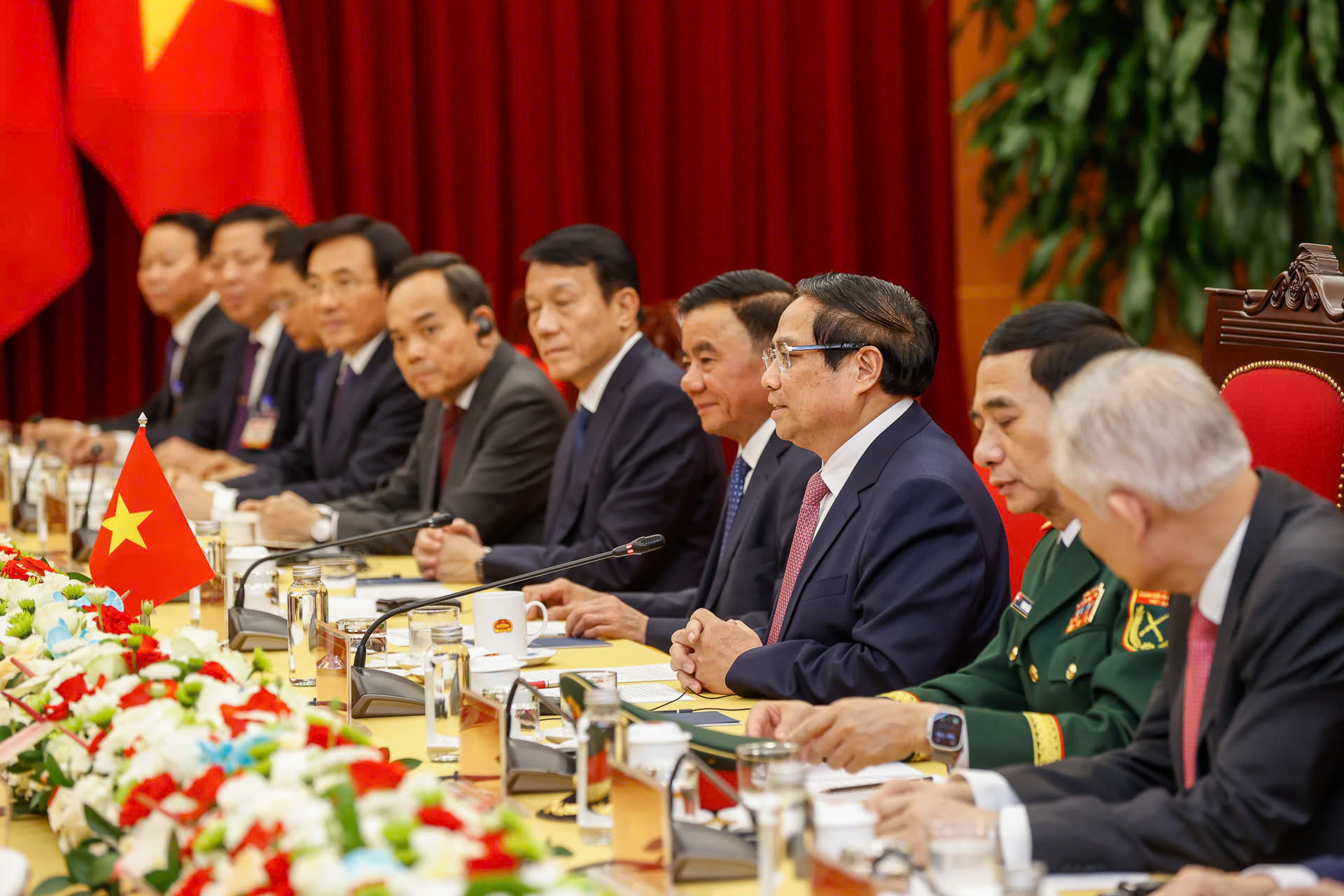 Thủ tướng Phạm Minh Ch&iacute;nh hội kiến Tổng B&iacute; thư, 
Chủ tịch Trung Quốc Tập Cận B&igrave;nh- Ảnh 3.