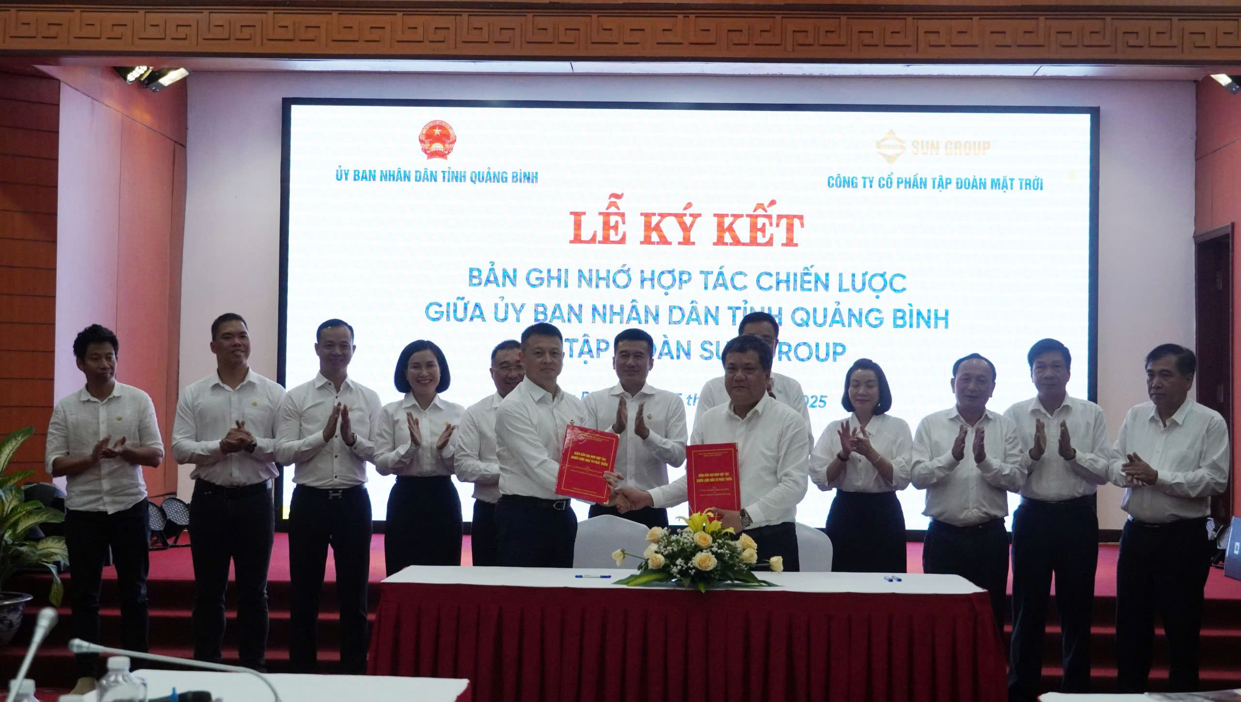 Quảng Bình bắt tay Sun Group nâng tầm du lịch- Ảnh 1.
