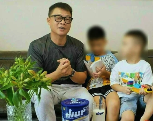 BTV Quang Minh "chấp nhận bị xử l&yacute;" nếu c&oacute; sai phạm li&ecirc;n quan quảng c&aacute;o sữa- Ảnh 1.
