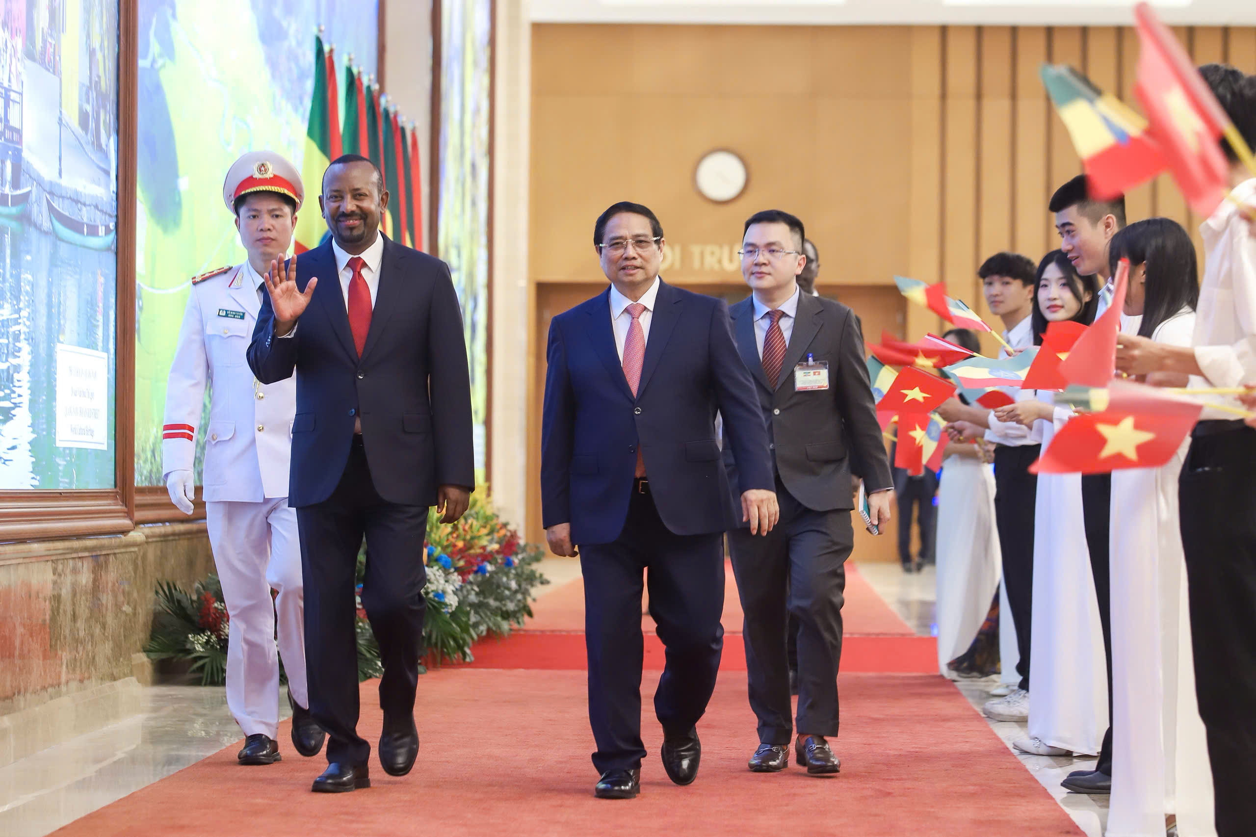 Thủ tướng Phạm Minh Ch&iacute;nh chủ tr&igrave; Lễ đ&oacute;n Thủ tướng Ethiopia- Ảnh 13.