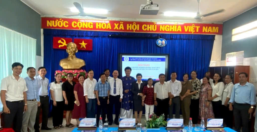 Sứ mệnh gieo mầm văn hóa truyền thống- Ảnh 3.