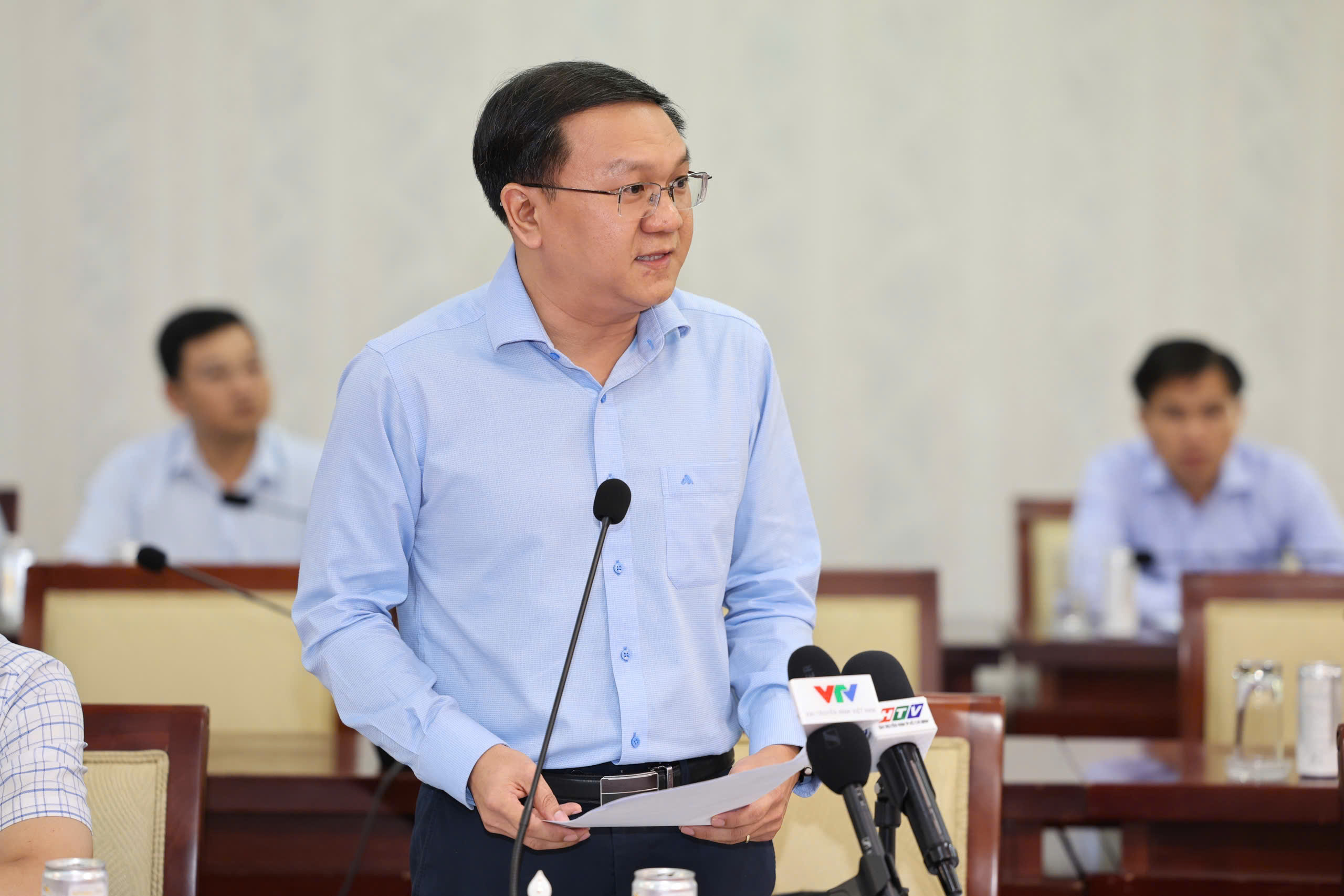 TP HCM - B&igrave;nh Dương v&agrave; B&agrave; Rịa - Vũng T&agrave;u s&aacute;p nhập: Phải l&agrave;m sao ngồi nh&agrave; vẫn l&agrave;m được thủ tục- Ảnh 2.