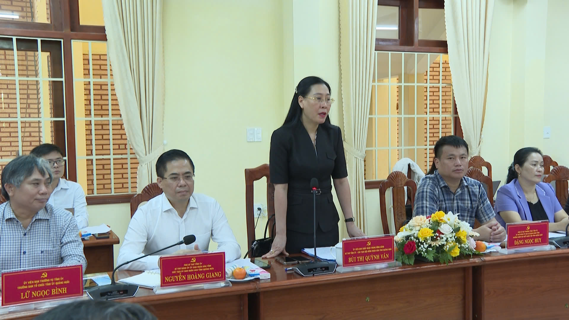 Quảng Ng&atilde;i v&agrave; Kon Tum thống nhất tr&igrave;nh Trung ương đề &aacute;n s&aacute;p nhập trước 1-5- Ảnh 2.