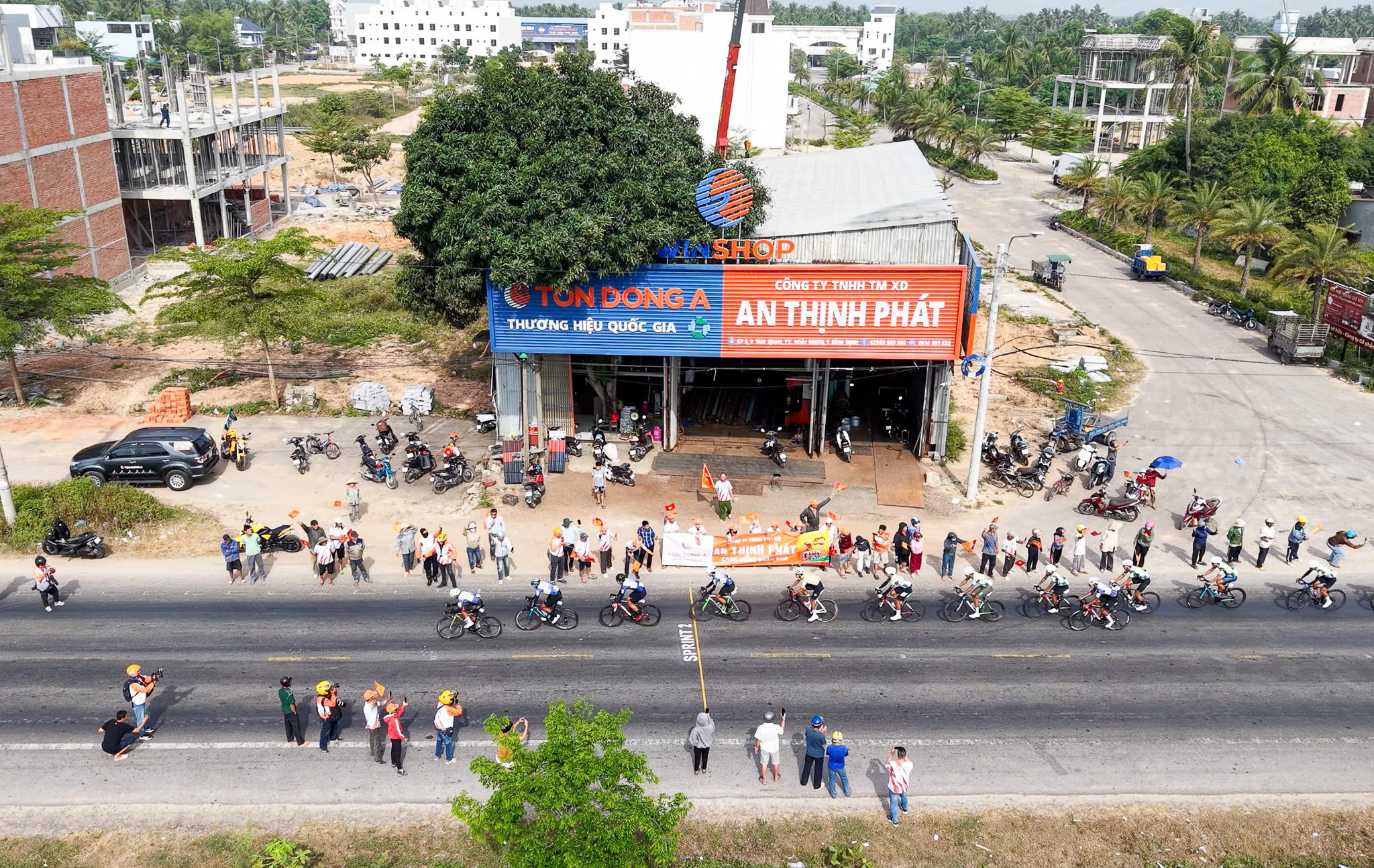Cúp Truyền hình HTV-Tôn Đông Á 2025: Cuộc rượt đuổi nghẹt thở trên đường về Quy Nhơn- Ảnh 1.