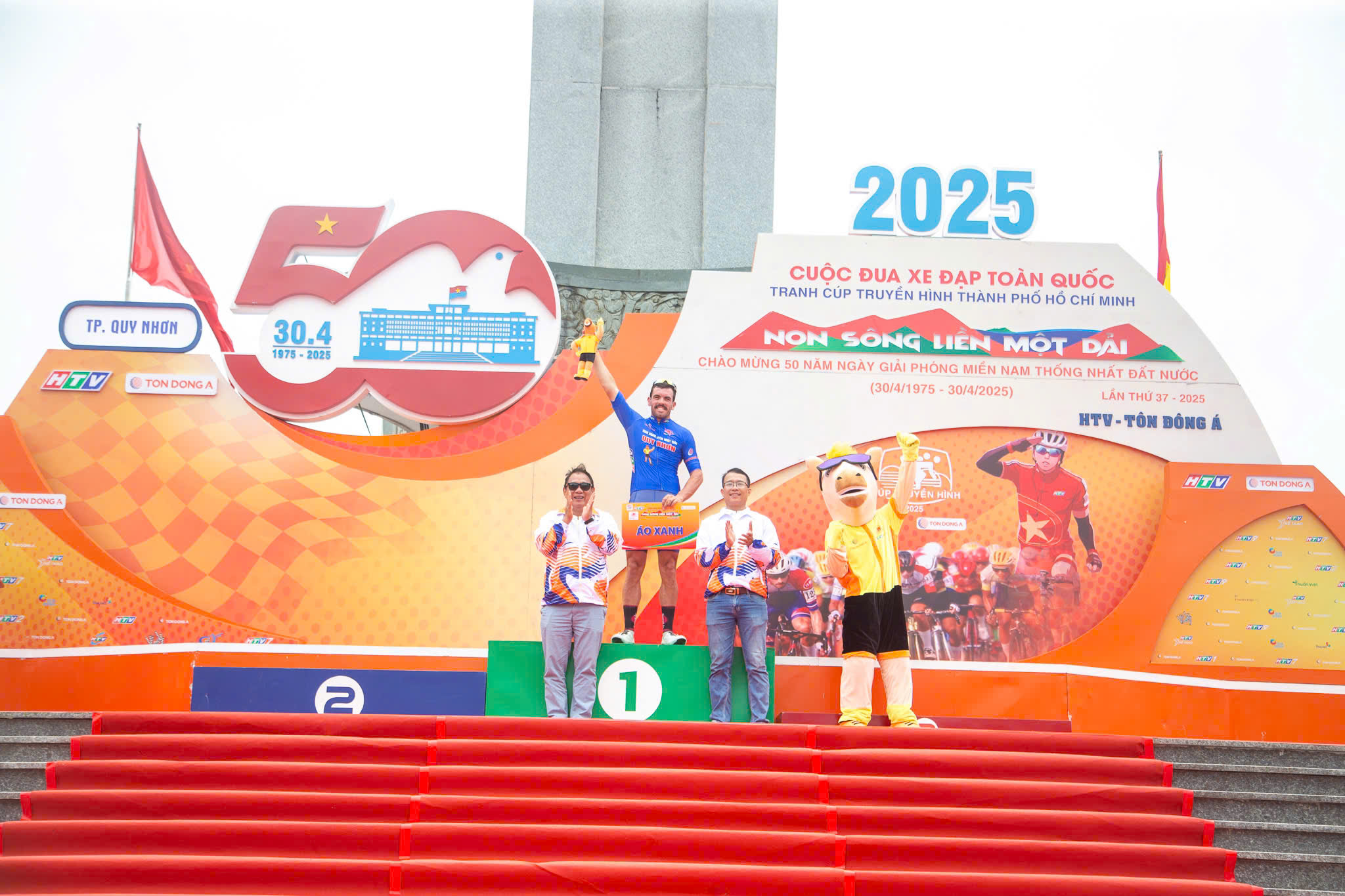 Cúp Truyền hình HTV-Tôn Đông Á 2025: Cuộc rượt đuổi nghẹt thở trên đường về Quy Nhơn- Ảnh 8.