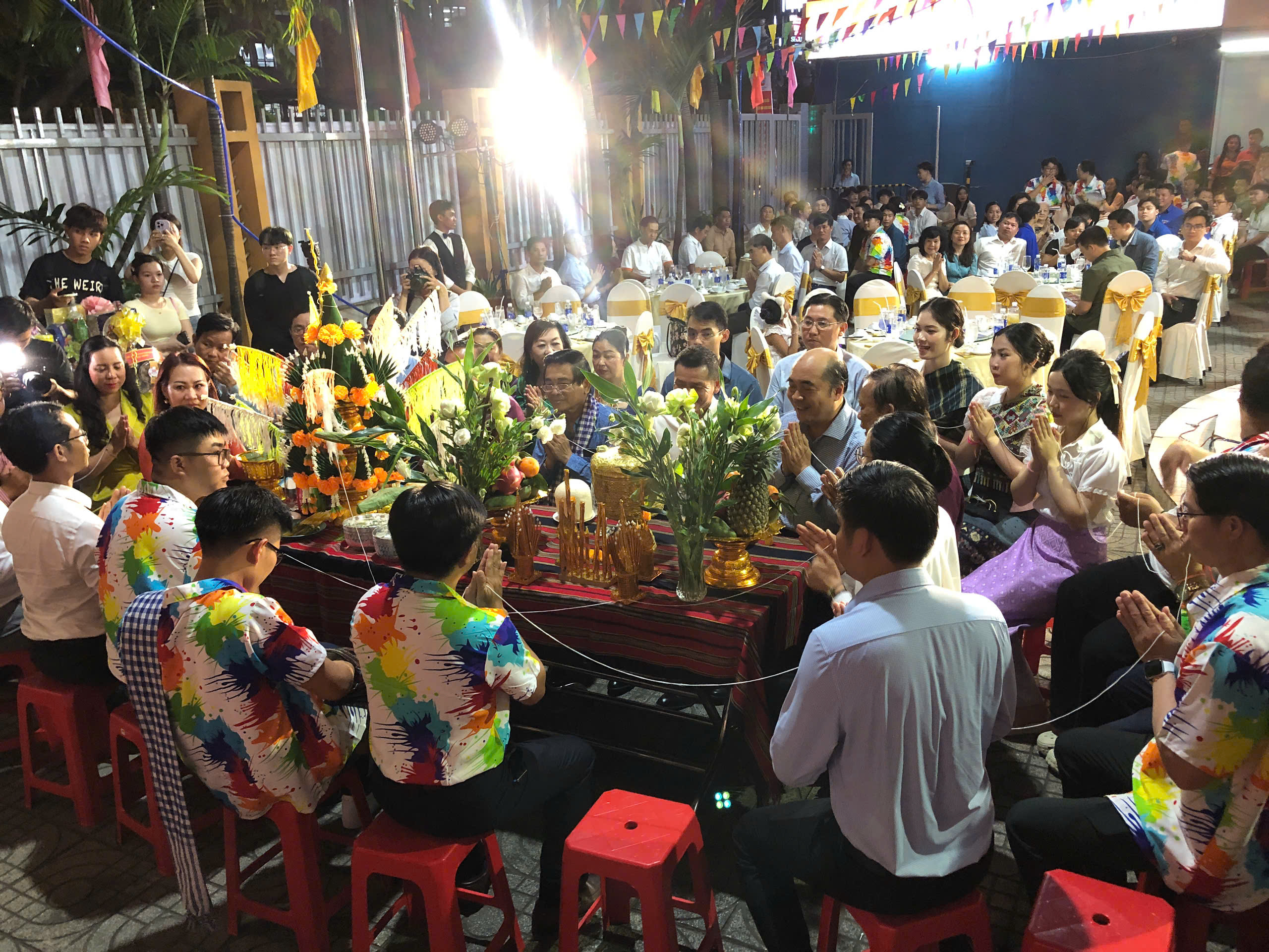Tưng bừng sắc m&agrave;u Tết cổ truyền L&agrave;o - Campuchia ngay tại TP HCM- Ảnh 1.