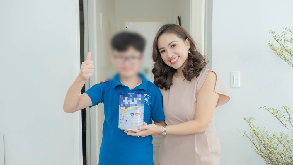 MC Thanh Vân Hugo, BTV Quang Minh phản hồi về ồn ào quảng cáo sữa- Ảnh 1.