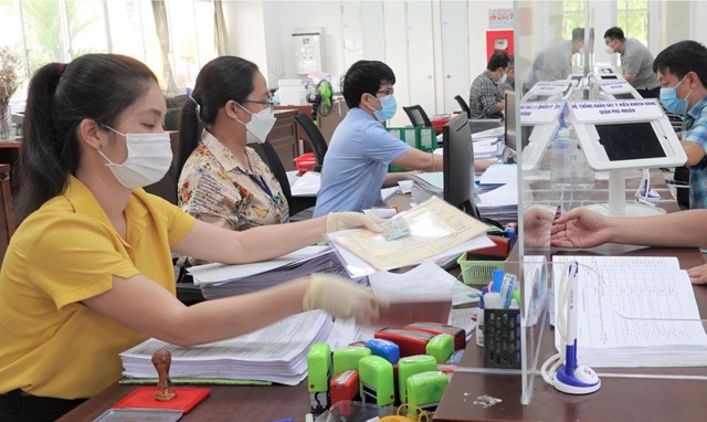 Đề xuất c&aacute;n bộ, c&ocirc;ng chức kh&ocirc;ng ho&agrave;n th&agrave;nh nhiệm vụ 1 năm v&agrave;o diện tinh giản- Ảnh 1.