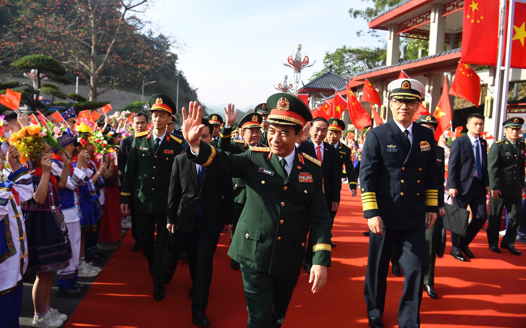 Đại tướng Phan Văn Giang sang Trung Quốc giao lưu quốc phòng biên giới Việt - Trung lần thứ 9
