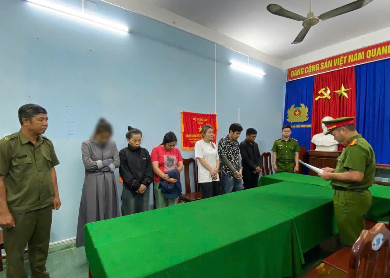 Cựu nh&acirc;n vi&ecirc;n ng&acirc;n h&agrave;ng ở Quảng Nam bị truy n&atilde; đặc biệt đ&atilde; bị bắt- Ảnh 3.