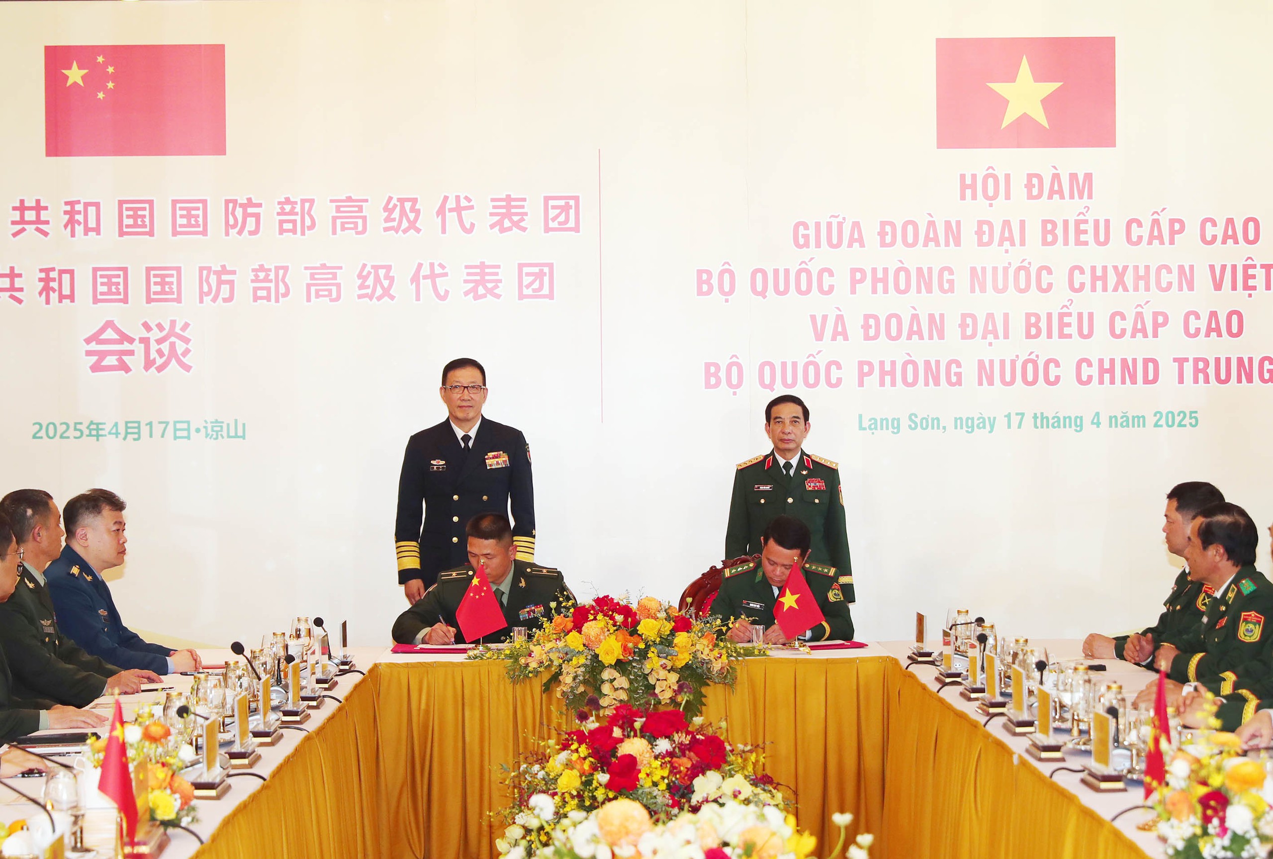 Hai Bộ Quốc Phòng Việt Nam - Trung Quốc hợp tác quản lý biên giới trên đất liền, trên biển- Ảnh 3.