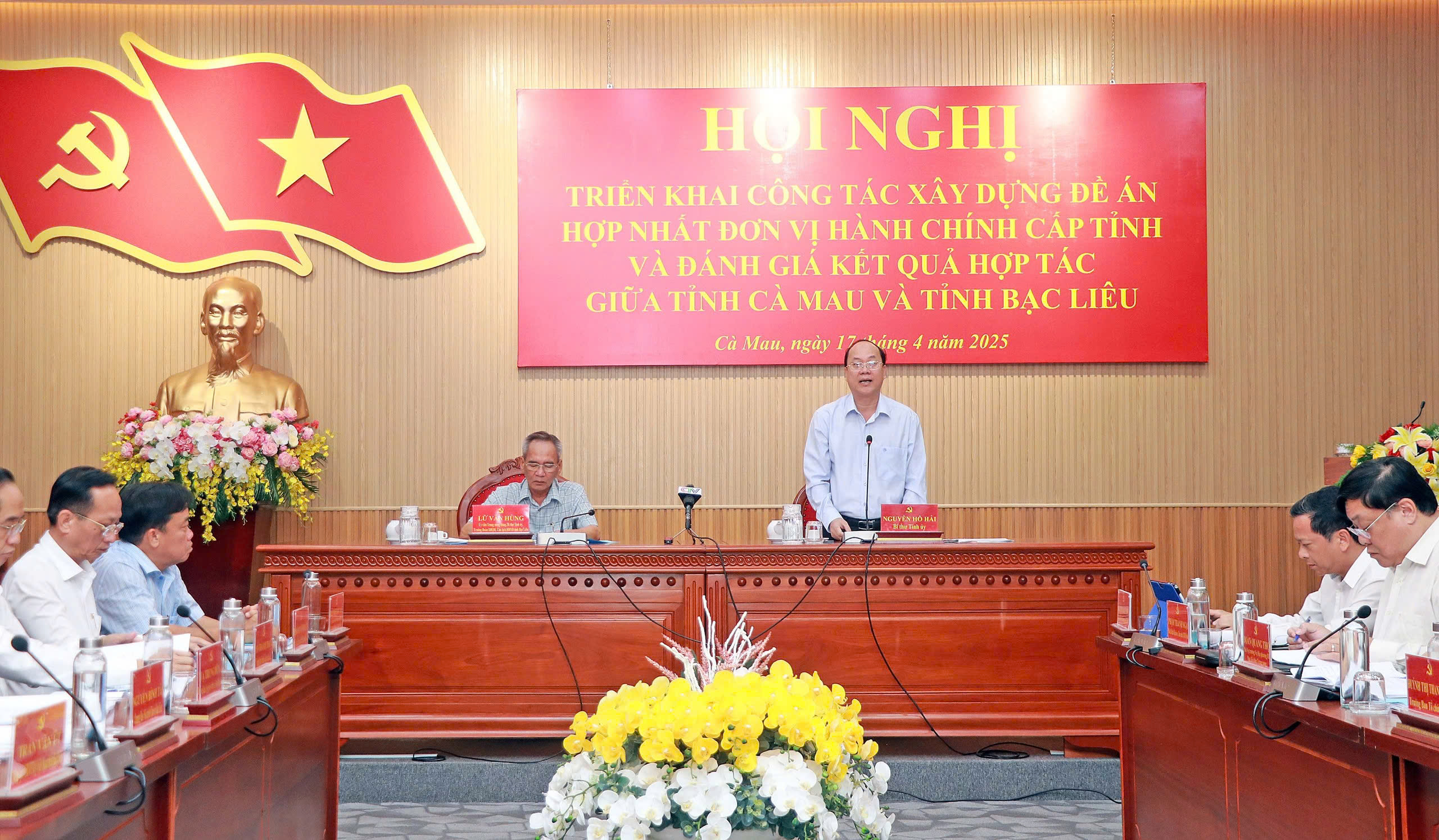C&agrave; Mau v&agrave; Bạc Li&ecirc;u họp b&agrave;n về việc hợp nhất đơn vị h&agrave;nh ch&iacute;nh cấp tỉnh- Ảnh 1.