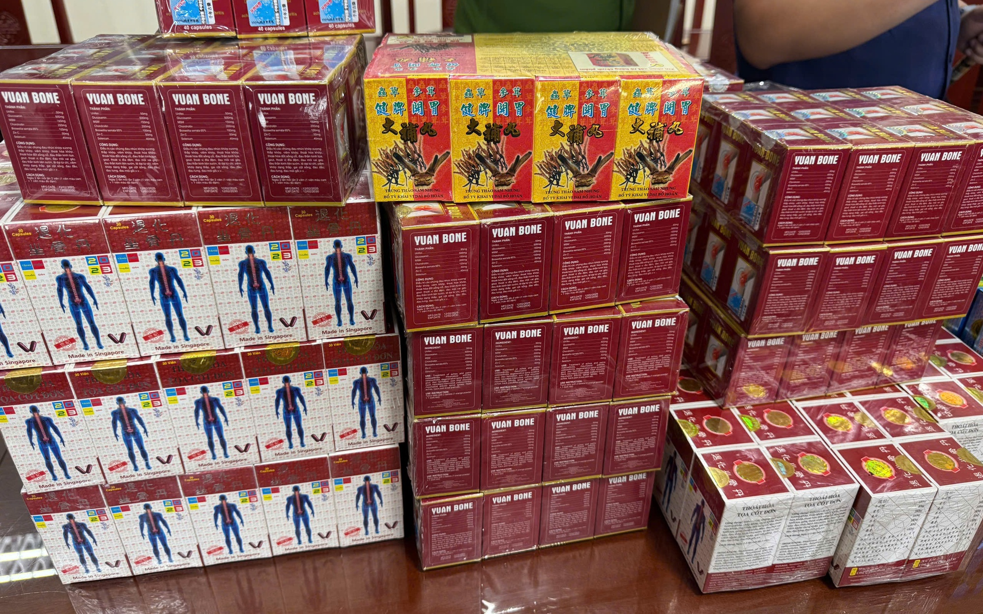 Bộ Y tế hỏa tốc chỉ đạo xử lý vụ thuốc giả quy mô toàn quốc