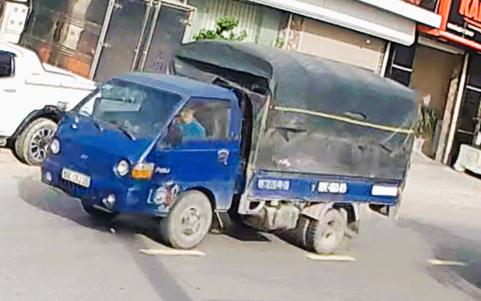 Tài xế xe tải bỏ trốn sau khi gây tai nạn chết người