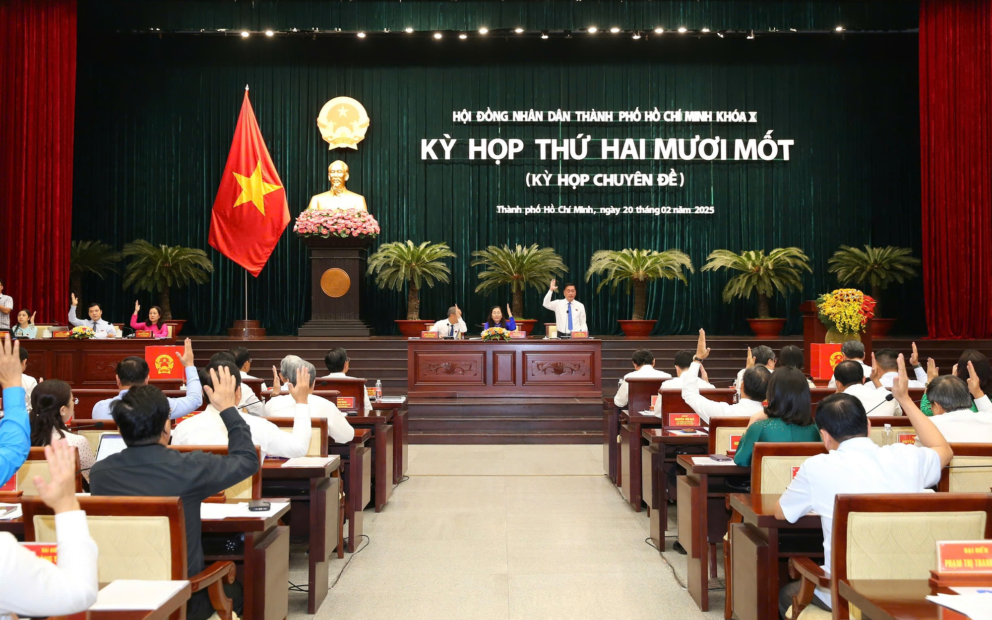 Ngày mai (18-4), HĐND TP HCM họp chuyên đề, quyết phương án sắp xếp phường, xã