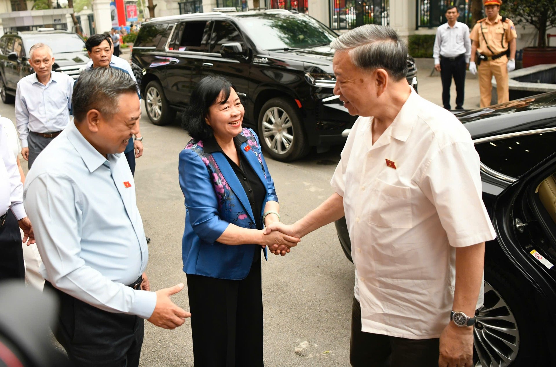 Tổng B&iacute; thư T&ocirc; L&acirc;m tiếp x&uacute;c cử tri TP H&agrave; Nội- Ảnh 2.