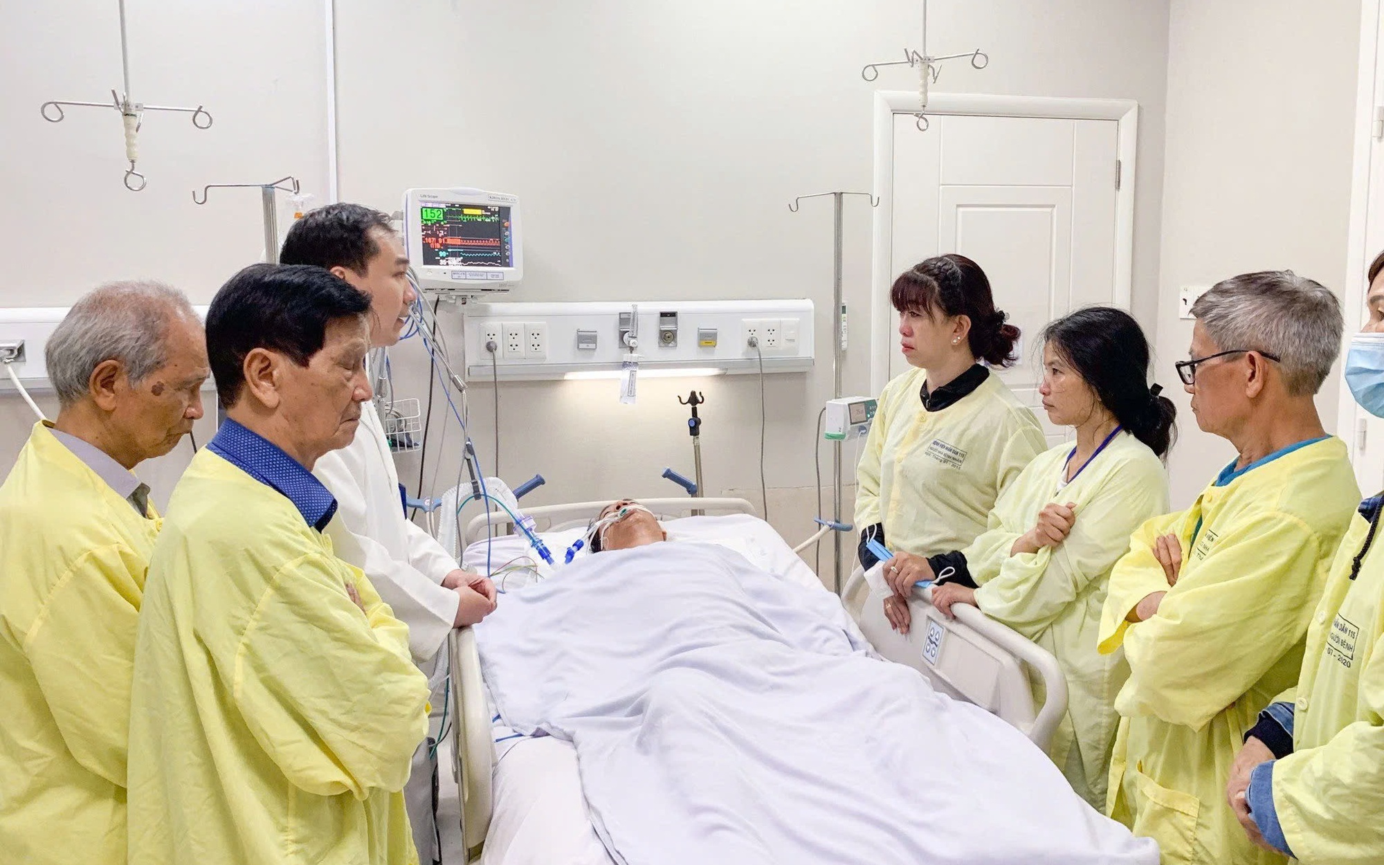 Người đàn ông 38 tuổi đột quỵ hiến toàn bộ tạng cứu người