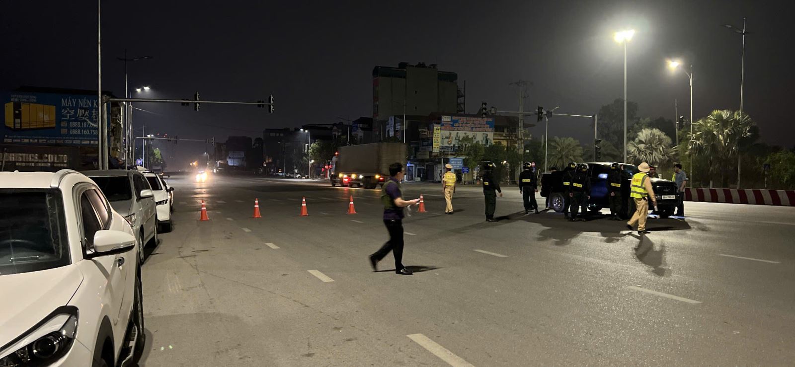 Vụ Thiếu t&aacute; C&ocirc;ng an hy sinh khi bắt tội phạm ma t&uacute;y: C&aacute;c đối tượng đ&atilde; lẩn trốn thế n&agrave;o?- Ảnh 1.