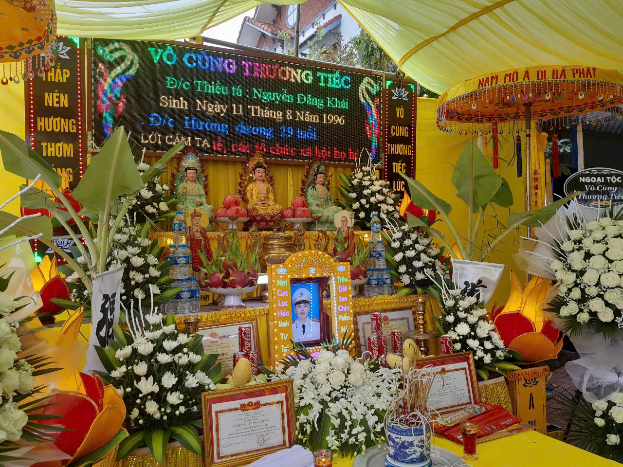 Thăng qu&acirc;n h&agrave;m vượt cấp cho Thượng &uacute;y C&ocirc;ng an hy sinh khi bắt tội phạm ma t&uacute;y- Ảnh 3.