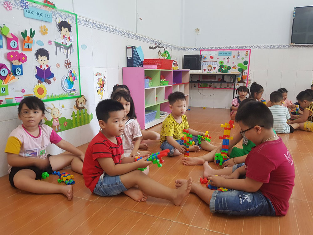 Con c&ocirc;ng nh&acirc;n gửi tại Trường Mầm non Thanh B&igrave;nh (TP Thủ Đức, TP HCM). Ảnh: HỒNG Đ&Agrave;O