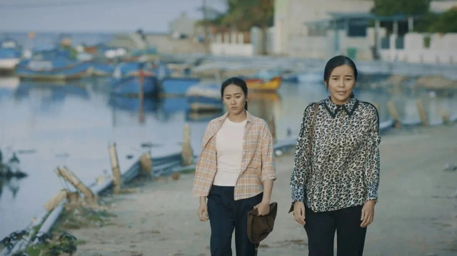 Tr&uacute;c M&acirc;y &aacute;p lực khi "l&agrave;m con" của Cao Th&aacute;i H&agrave;- Ảnh 3.