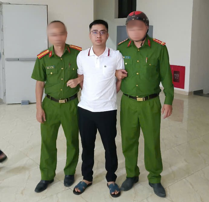Gia đ&igrave;nh Thiếu t&aacute; Nguyễn Đăng Khải n&oacute;i g&igrave; khi nghe tin bắt nghi phạm B&ugrave;i Đ&igrave;nh Kh&aacute;nh?- Ảnh 3.