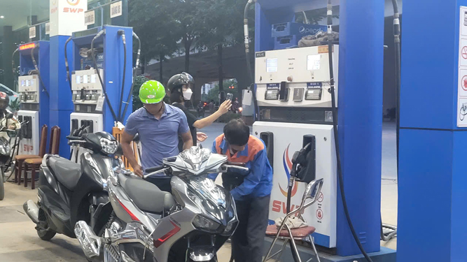 Bộ Công Thương yêu cầu số hóa trong lĩnh vực kinh doanh xăng dầu phải hoàn thành trước ngày 30-4-2025