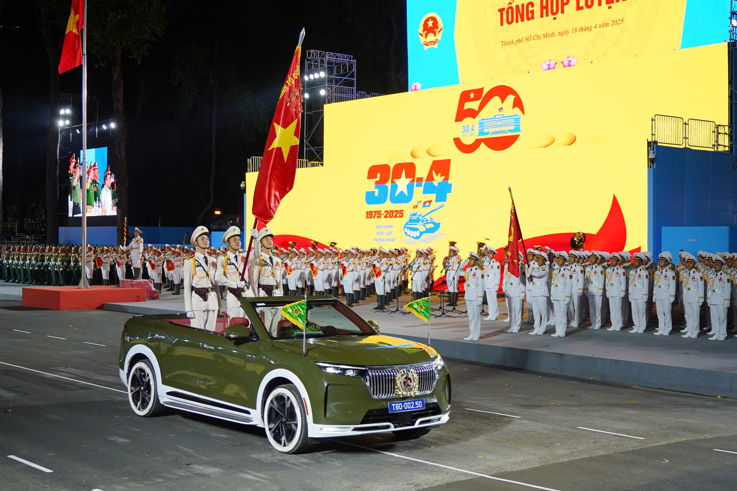 Th&ocirc;ng điệp h&agrave;o h&ugrave;ng được gửi đi từ mỗi khối diễu binh, diễu h&agrave;nh- Ảnh 14.