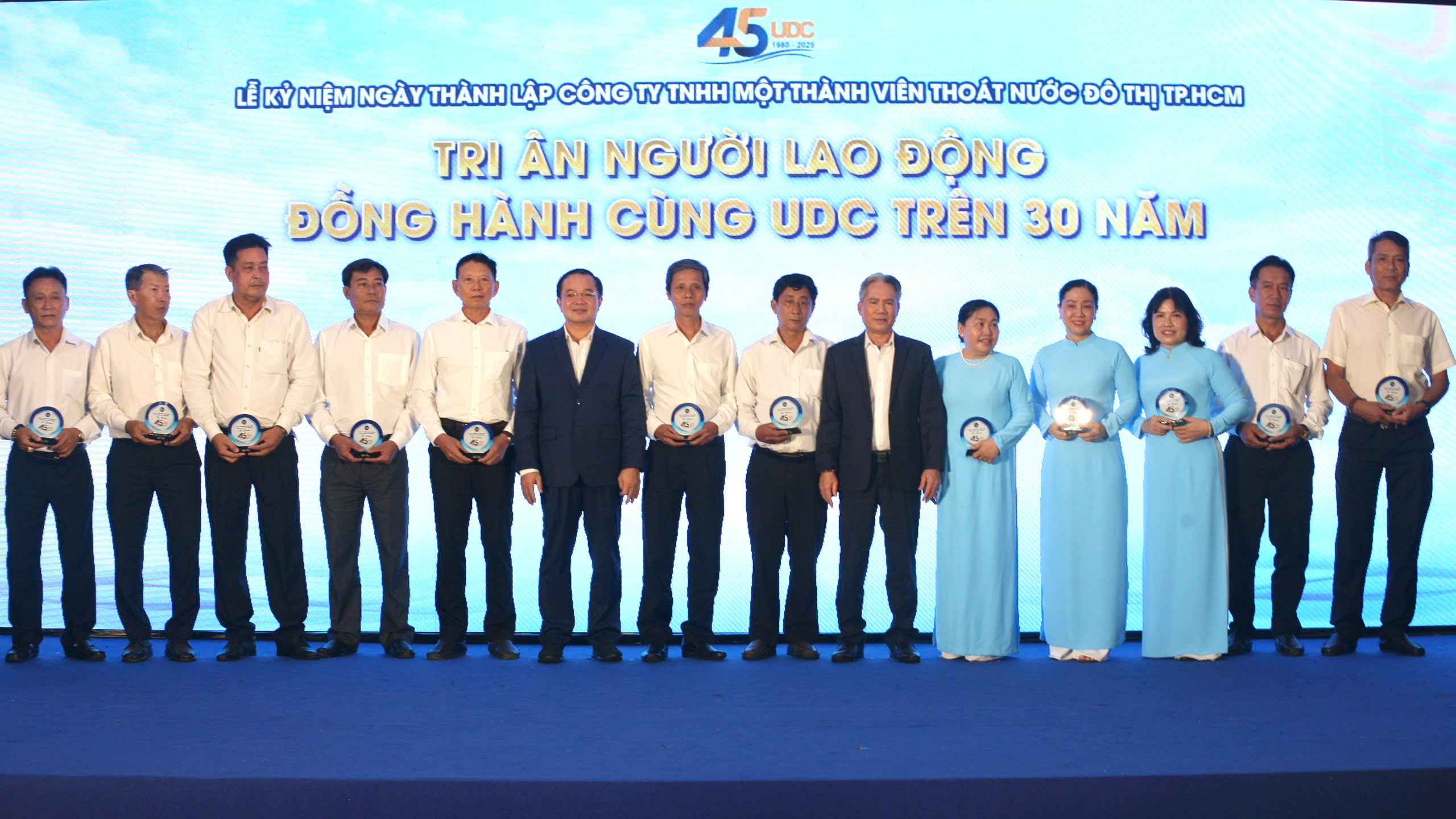 45 năm th&agrave;nh lập C&ocirc;ng ty TNHH MTV Tho&aacute;t nước đ&ocirc; thị TP HCM: Kh&ocirc;ng ngừng cống hiến- Ảnh 9.