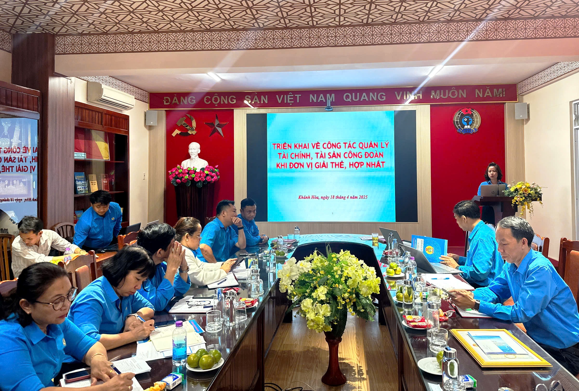 LĐLĐ Khánh Hòa phấn đấu kết nạp 20.000 đoàn viên mới - Ảnh 3.