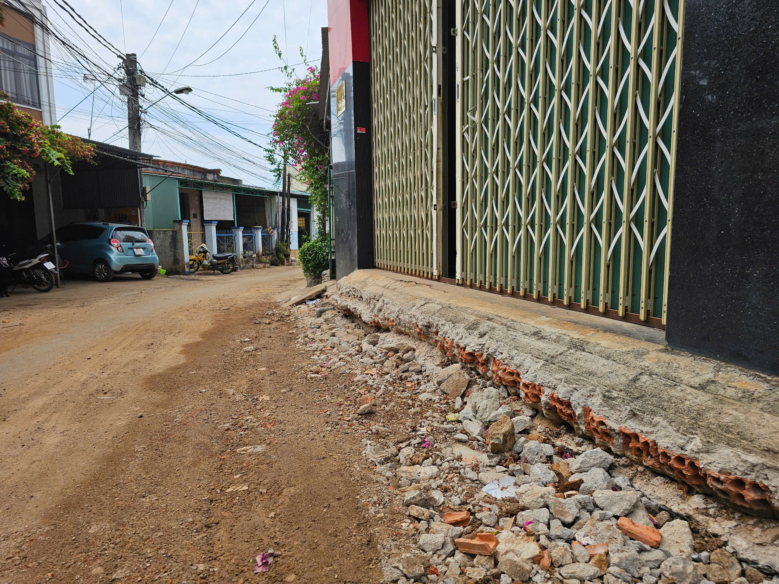 Bị ph&aacute;t hiện d&ugrave;ng "đ&aacute; phổi" l&agrave;m đường ở Gia Lai, nh&agrave; thầu n&oacute;i g&igrave;?- Ảnh 3.