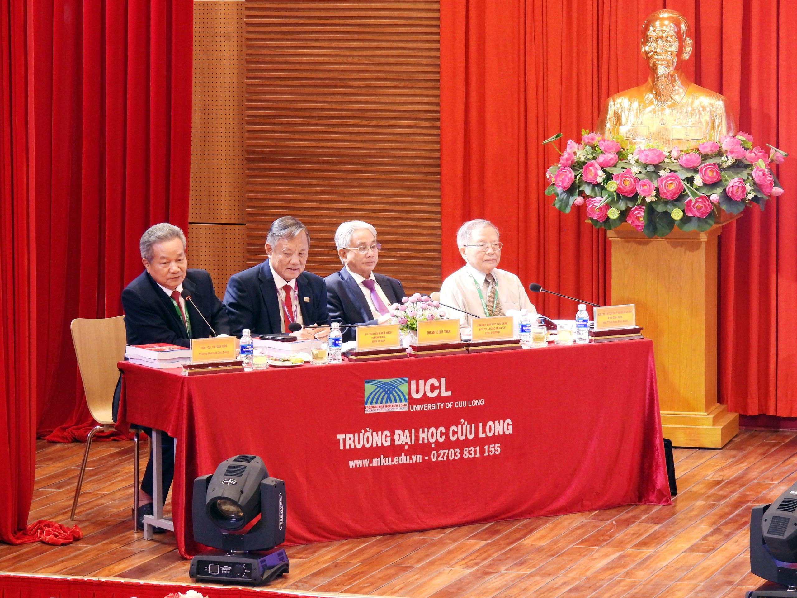 Trường ĐH Cửu Long tổ chức hội thảo khoa học quốc gia về đổi mới giảng dạy, học tập- Ảnh 2.
